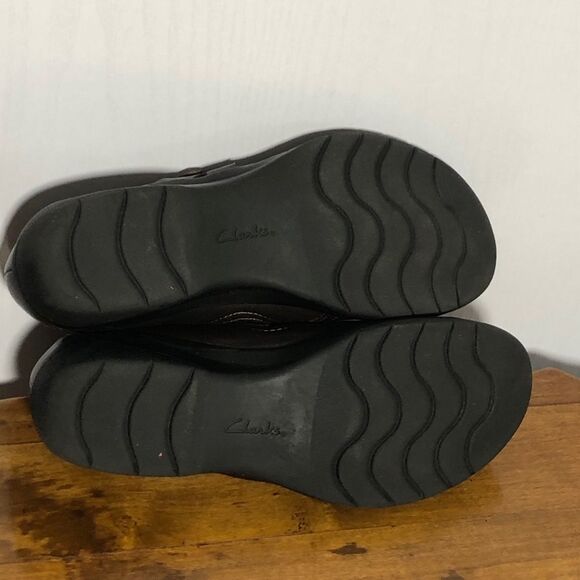 Clarks Loafer Womens 6.5 Brown Leather Cheyn Fame Slip On Casual Pump Comfort - Picture 8 of 10